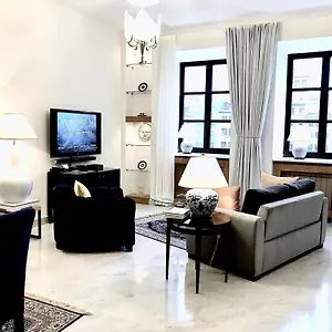 Mondrian Luxury & Market Square Iv Hotel apartamentowy Warszawa